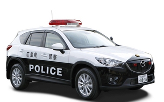 Mazda CX-5 ‘sắm vai’ xe cảnh sát tuần tra Nhật Bản