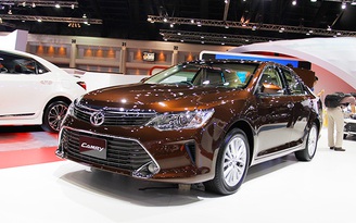 Toyota Camry 2015 sắp về Việt Nam ‘đua’ tiện nghi với Mazda6