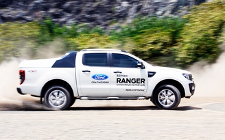 Ford tiếp tục tăng trưởng, Ranger vẫn bá chủ phân khúc bán tải