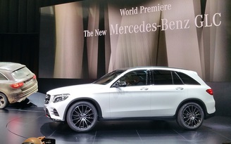 Mercedes-Benz GLC 2016 lột xác từ trong ra ngoài