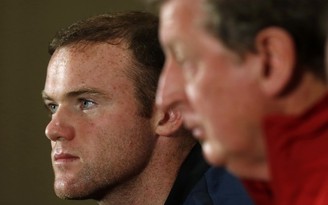 Được giao băng thủ quân, Rooney hứa không làm chuyện dại