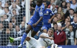 Tottenham 2-4 Chelsea: Rượt đuổi nghẹt thở tại White Hart Lane