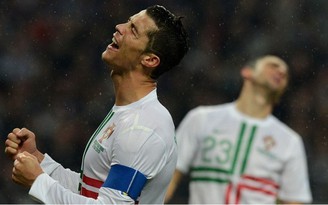 Chỉ mỗi Bồ Đào Nha của Ronaldo "ngã ngựa"