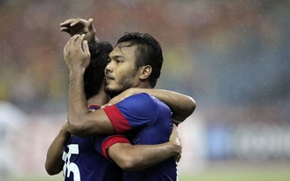 Chủ nhà bảng B AFF Cup 2012 thắng đậm Lào