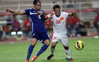 Tuyển Việt Nam để cho Philippines vượt qua 1-0