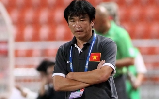 HLV Phan Thanh Hùng: Một trận đấu quá tồi tệ!