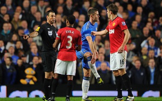 Cảnh sát dừng điều tra trọng tài Clattenburg