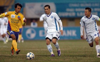 Công Vinh tỏa sáng, Hà Nội FC vượt qua khủng hoảng