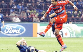 Inter lạc lối