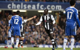 Gục ngã trước Newcastle, Chelsea xa dần top 4