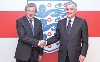 Chia rẽ khi FA chọn Roy Hodgson