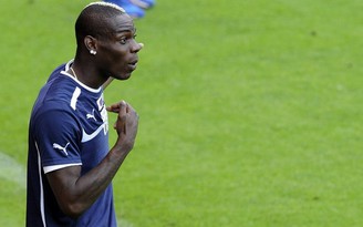 Không thể hy vọng vào Balotelli