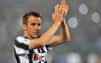 Đội bóng Thái Lan dùng “bom tiền” mời Del Piero