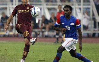 Aguero tỏa sáng, Man City thắng dễ tuyển Malaysia