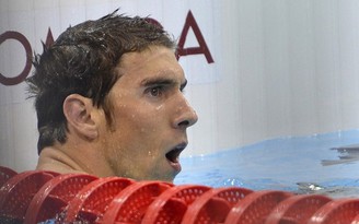 Tượng đài Michael Phelps “hết thời” đến nơi rồi!