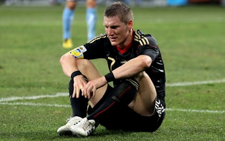 Schweinsteiger thất sủng đến nơi!