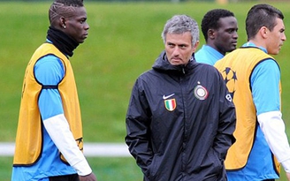 Mourinho sớm gặp cựu thù