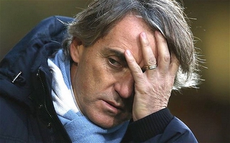 HLV Mancini: Van Persie tạo nên sự khác biệt