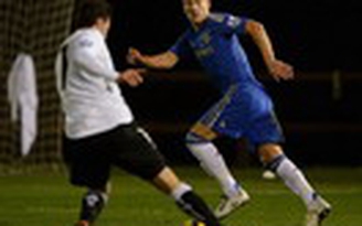 John Terry tái xuất ở đội trẻ Chelsea