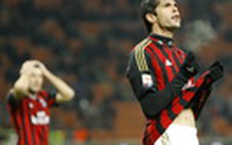Kaka ghi bàn nhưng AC Milan vẫn chưa biết mùi chiến thắng