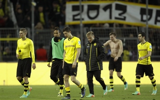 Dortmund và Leverkusen cùng sẩy chân