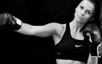 Vợ Lewandowski vô địch karatedo thế giới