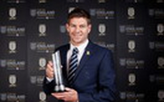 Steven Gerrard lần thứ 2 nhận giải Cầu thủ xuất sắc nhất năm