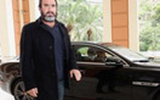 Eric Cantona làm huấn luyện viên bóng đá