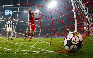 "Hùm xám" Bayern hạ gục "Bà đầm già" Juve tại Allianz Arena