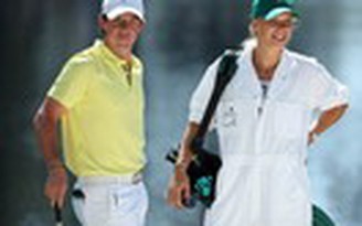 Wozniacki làm "caddie" cho người yêu