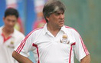 HLV Marcelo Juleta đã có mặt ở Đồng Tâm Long An