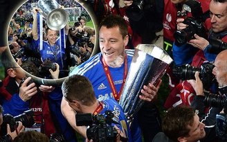John Terry: Không thi đấu cũng nhận cúp!