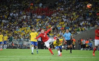 Xe tăng tuột xích, Tam sư gầm vang tại Maracana