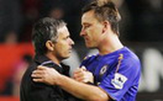 HLV Mourinho cảnh cáo Terry