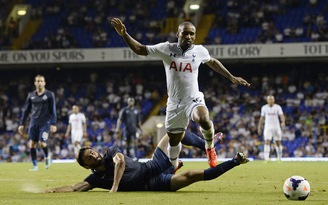 Tottenham hùng dũng tiến vào vòng bảng Europa League