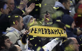 UEFA cấm Fenerbahce tham dự các cúp châu Âu 2 năm