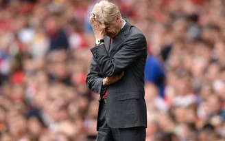 CĐV Arsenal đòi HLV Wenger từ chức