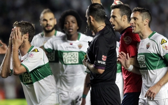 Real Madrid đánh bại tân binh La Liga nhờ… trọng tài
