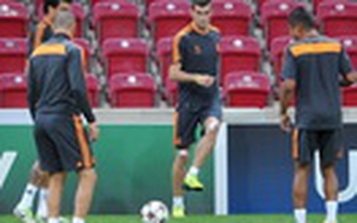 Bale gây sốc với các đồng đội tại Real Madrid