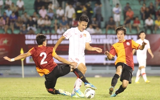U.23 Việt Nam - Galatasaray 2-1: Lo cho U.23 VN