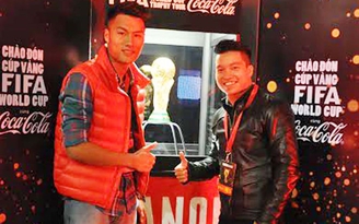 Hơn 12.000 người xem Cúp vàng World Cup