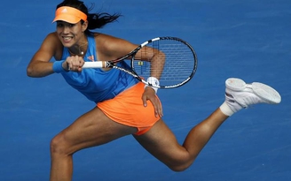Cựu số 1 thế giới Wozniacki và Raonic bị loại ở vòng 3