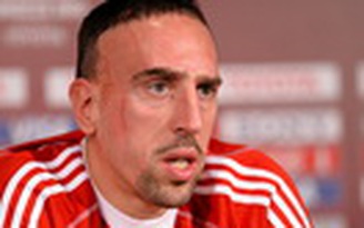 Ribery và Benzema tiếp tục phải ra tòa