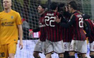 Balotelli giúp AC Milan giành chiến thắng trong trận Seedorf ra mắt