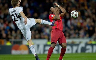 Champions League: Drogba chống Chelsea