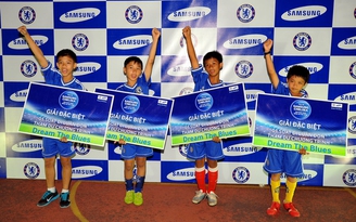 4 tài năng trẻ bóng đá Việt Nam hội ngộ 3 ngôi sao lớn của Chelsea