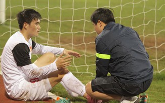 Công Vinh có thể ra sân trận gặp Hongkong