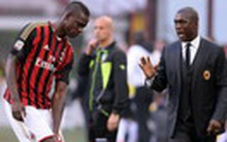 HLV Seedorf tin Pazzini hơn Balotelli