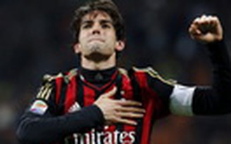 Kaka lập cú đúp trong ngày cán mốc 300 trận cho AC Milan