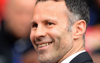 Ryan Giggs: Tôi đã mất ngủ vì trận ra mắt...